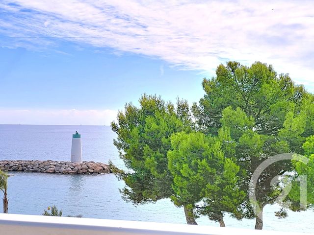 Appartement T4 à vendre - 4 pièces - 131.0 m2 - VILLENEUVE LOUBET - 06 - PROVENCE-ALPES-COTE-D-AZUR - Century 21 Marina Baie Des Anges