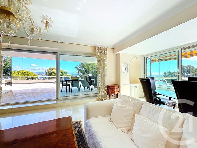 Appartement T4 à vendre - 4 pièces - 131.0 m2 - VILLENEUVE LOUBET - 06 - PROVENCE-ALPES-COTE-D-AZUR - Century 21 Marina Baie Des Anges