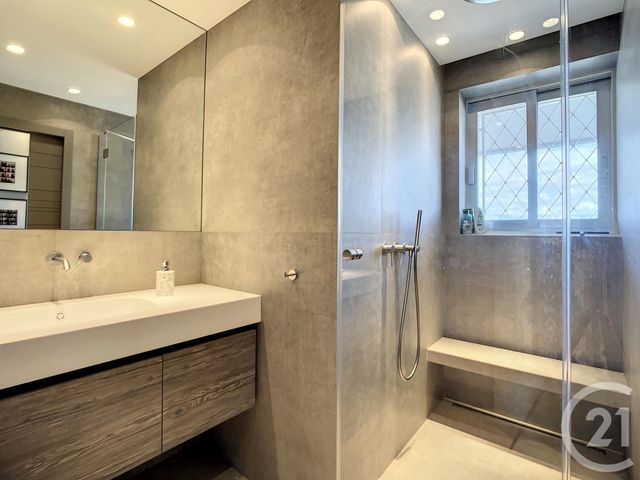 Appartement F2 à vendre - 2 pièces - 46.0 m2 - VILLENEUVE LOUBET - 06 - PROVENCE-ALPES-COTE-D-AZUR - Century 21 Marina Baie Des Anges