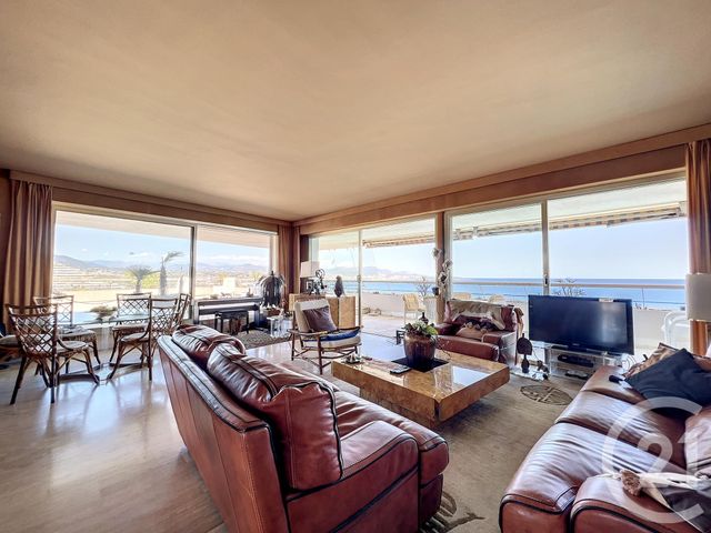 Appartement T4 à vendre - 4 pièces - 109.86 m2 - VILLENEUVE LOUBET - 06 - PROVENCE-ALPES-COTE-D-AZUR - Century 21 Marina Baie Des Anges