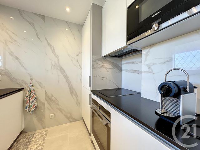 Appartement T3 à vendre - 3 pièces - 57.0 m2 - VILLENEUVE LOUBET - 06 - PROVENCE-ALPES-COTE-D-AZUR - Century 21 Marina Baie Des Anges