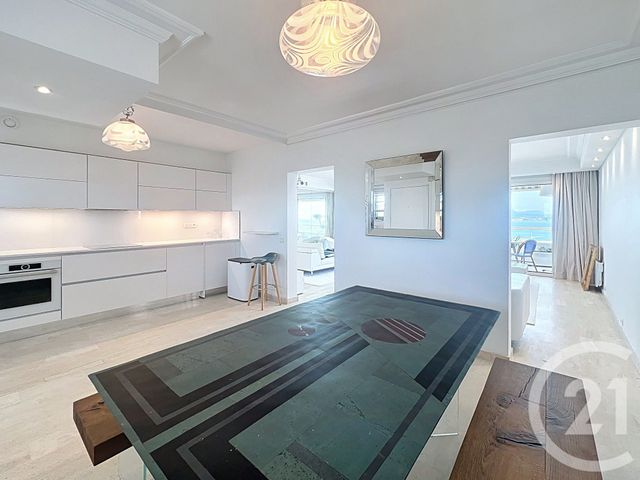 Appartement F4 à vendre - 4 pièces - 95.55 m2 - VILLENEUVE LOUBET - 06 - PROVENCE-ALPES-COTE-D-AZUR - Century 21 Marina Baie Des Anges