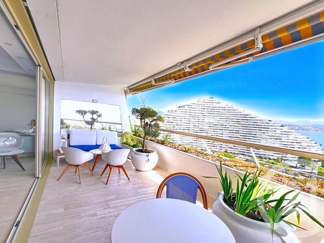 Appartement F4 à vendre - 4 pièces - 95.55 m2 - VILLENEUVE LOUBET - 06 - PROVENCE-ALPES-COTE-D-AZUR - Century 21 Marina Baie Des Anges