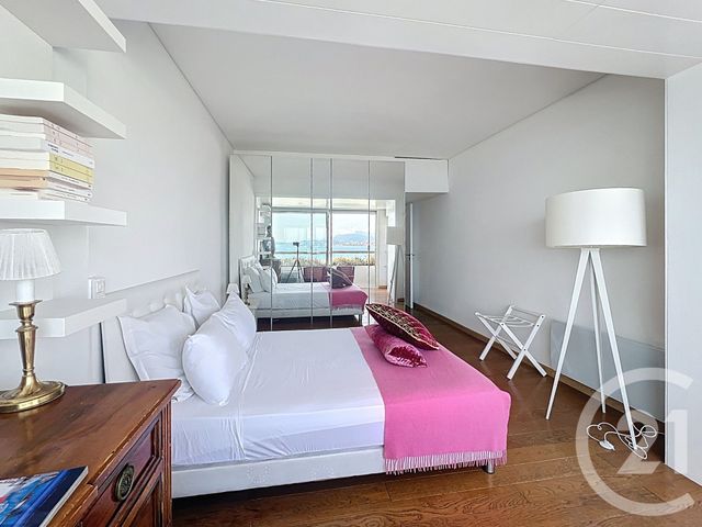 Appartement F4 à vendre - 4 pièces - 95.55 m2 - VILLENEUVE LOUBET - 06 - PROVENCE-ALPES-COTE-D-AZUR - Century 21 Marina Baie Des Anges