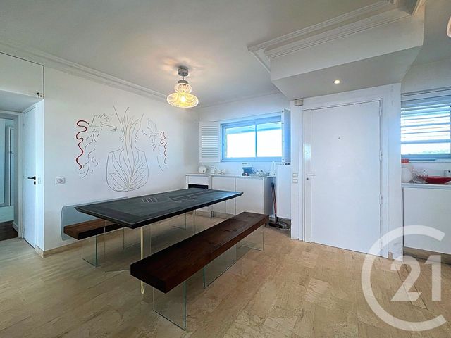 Appartement F4 à vendre - 4 pièces - 95.55 m2 - VILLENEUVE LOUBET - 06 - PROVENCE-ALPES-COTE-D-AZUR - Century 21 Marina Baie Des Anges