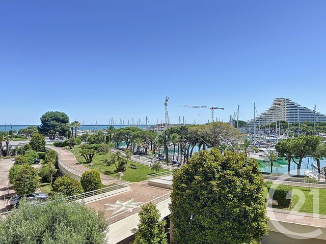 Afficher la photo en grand Appartement F2 à vendre - 2 pièces - 50.0 m2 - VILLENEUVE LOUBET - 06 - PROVENCE-ALPES-COTE-D-AZUR - Century 21 Marina Baie Des Anges