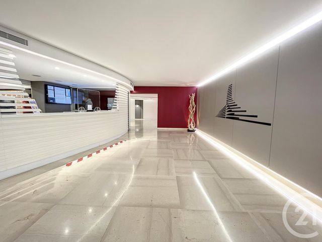 Afficher la photo en grand Appartement T2 à vendre - 2 pièces - 51.0 m2 - VILLENEUVE LOUBET - 06 - PROVENCE-ALPES-COTE-D-AZUR - Century 21 Marina Baie Des Anges
