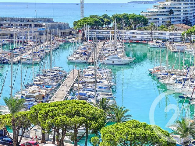 Afficher la photo en grand Appartement T2 à vendre - 2 pièces - 51.0 m2 - VILLENEUVE LOUBET - 06 - PROVENCE-ALPES-COTE-D-AZUR - Century 21 Marina Baie Des Anges