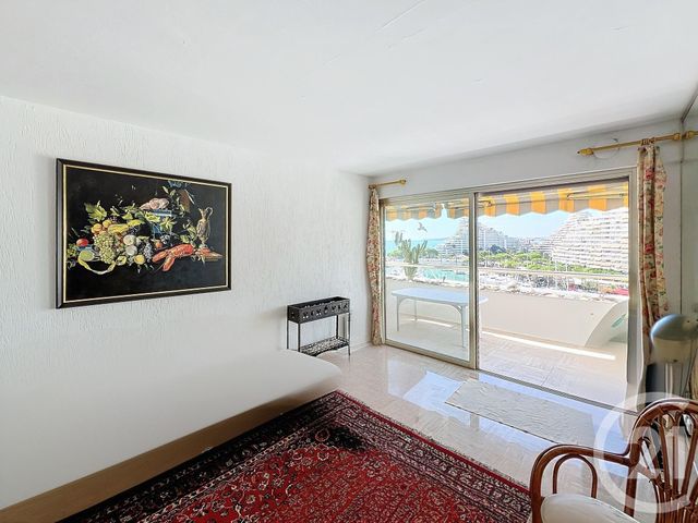 Afficher la photo en grand Appartement T2 à vendre - 2 pièces - 51.0 m2 - VILLENEUVE LOUBET - 06 - PROVENCE-ALPES-COTE-D-AZUR - Century 21 Marina Baie Des Anges