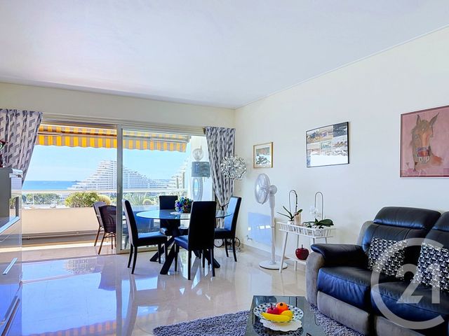 Appartement T3 à vendre - 3 pièces - 65.0 m2 - VILLENEUVE LOUBET - 06 - PROVENCE-ALPES-COTE-D-AZUR - Century 21 Marina Baie Des Anges