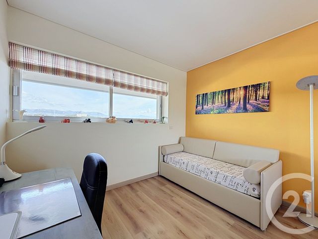 Appartement T3 à vendre - 3 pièces - 65.0 m2 - VILLENEUVE LOUBET - 06 - PROVENCE-ALPES-COTE-D-AZUR - Century 21 Marina Baie Des Anges
