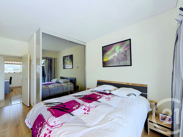 Appartement T3 à vendre - 3 pièces - 65.0 m2 - VILLENEUVE LOUBET - 06 - PROVENCE-ALPES-COTE-D-AZUR - Century 21 Marina Baie Des Anges