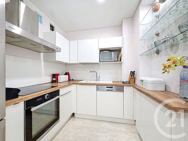 Appartement T3 à vendre - 3 pièces - 54.0 m2 - VILLENEUVE LOUBET - 06 - PROVENCE-ALPES-COTE-D-AZUR - Century 21 Marina Baie Des Anges