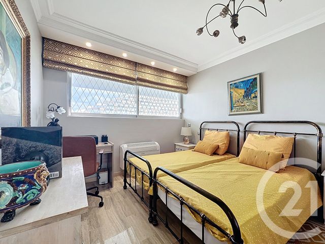 Appartement F4 à vendre - 4 pièces - 91.93 m2 - VILLENEUVE LOUBET - 06 - PROVENCE-ALPES-COTE-D-AZUR - Century 21 Marina Baie Des Anges