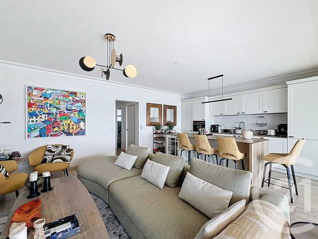 Appartement F4 à vendre - 4 pièces - 91.93 m2 - VILLENEUVE LOUBET - 06 - PROVENCE-ALPES-COTE-D-AZUR - Century 21 Marina Baie Des Anges