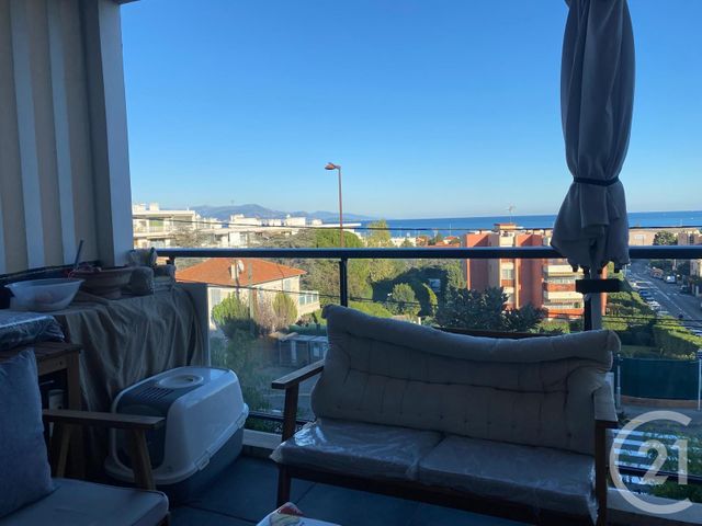 Appartement F2 à vendre - 2 pièces - 47.15 m2 - ANTIBES - 06 - PROVENCE-ALPES-COTE-D-AZUR - Century 21 Marina Baie Des Anges