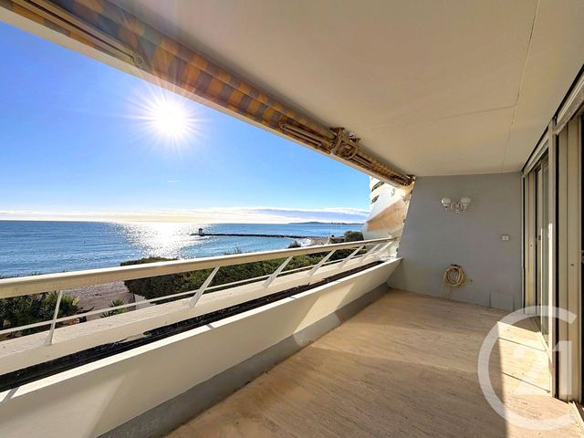 Appartement T2 à vendre - 2 pièces - 56.25 m2 - VILLENEUVE LOUBET - 06 - PROVENCE-ALPES-COTE-D-AZUR - Century 21 Marina Baie Des Anges