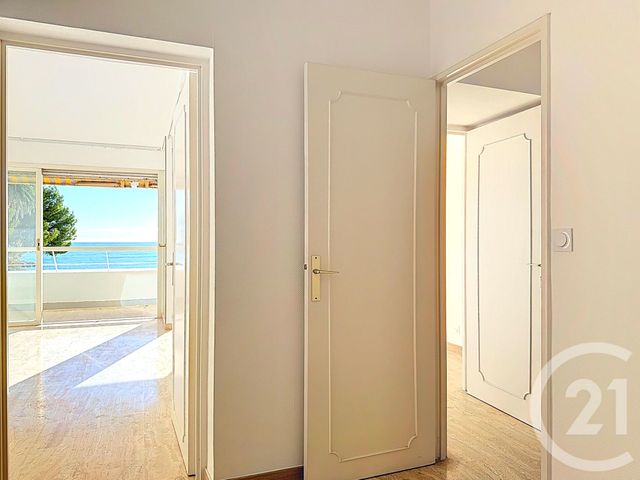 Appartement T2 à vendre - 2 pièces - 56.25 m2 - VILLENEUVE LOUBET - 06 - PROVENCE-ALPES-COTE-D-AZUR - Century 21 Marina Baie Des Anges