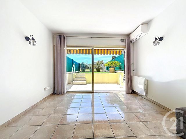 Appartement Studio à vendre - 1 pièce - 22.0 m2 - VILLENEUVE LOUBET - 06 - PROVENCE-ALPES-COTE-D-AZUR - Century 21 Marina Baie Des Anges