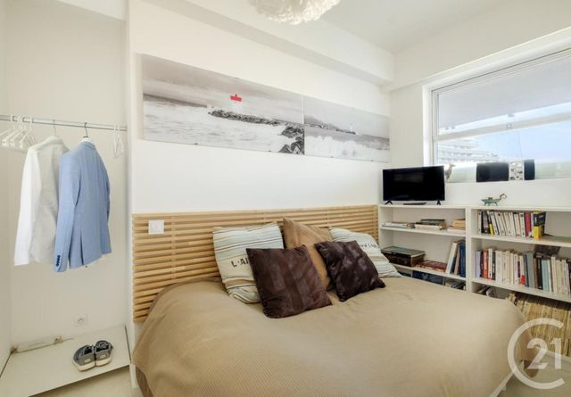 Appartement F3 à vendre - 3 pièces - 80.0 m2 - VILLENEUVE LOUBET - 06 - PROVENCE-ALPES-COTE-D-AZUR - Century 21 Marina Baie Des Anges