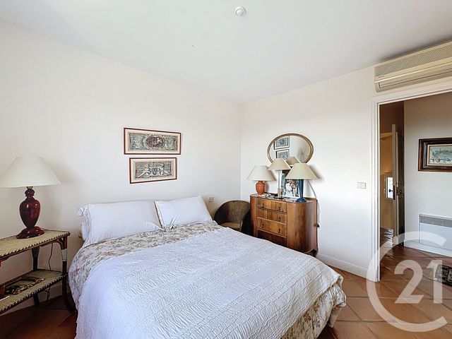 maison à vendre - 6 pièces - 200.0 m2 - VILLENEUVE LOUBET - 06 - PROVENCE-ALPES-COTE-D-AZUR - Century 21 Marina Baie Des Anges
