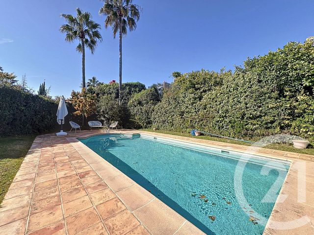 maison à vendre - 6 pièces - 200.0 m2 - VILLENEUVE LOUBET - 06 - PROVENCE-ALPES-COTE-D-AZUR - Century 21 Marina Baie Des Anges