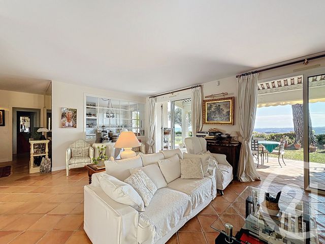 maison à vendre - 6 pièces - 200.0 m2 - VILLENEUVE LOUBET - 06 - PROVENCE-ALPES-COTE-D-AZUR - Century 21 Marina Baie Des Anges