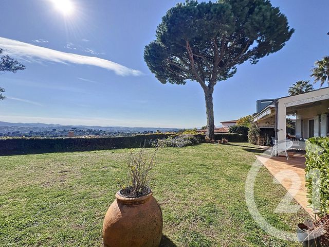 maison à vendre - 6 pièces - 200.0 m2 - VILLENEUVE LOUBET - 06 - PROVENCE-ALPES-COTE-D-AZUR - Century 21 Marina Baie Des Anges