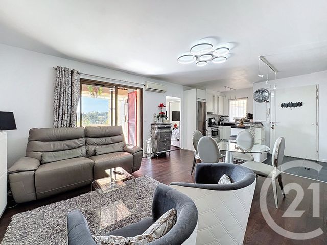 Appartement F3 à vendre - 3 pièces - 63.0 m2 - VILLENEUVE LOUBET - 06 - PROVENCE-ALPES-COTE-D-AZUR - Century 21 Marina Baie Des Anges