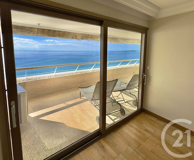 Appartement T4 à vendre - 4 pièces - 110.0 m2 - VILLENEUVE LOUBET - 06 - PROVENCE-ALPES-COTE-D-AZUR - Century 21 Marina Baie Des Anges