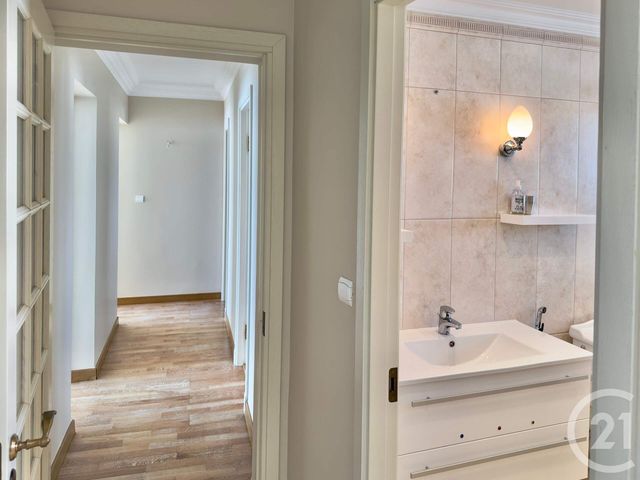 Appartement T4 à vendre - 4 pièces - 110.0 m2 - VILLENEUVE LOUBET - 06 - PROVENCE-ALPES-COTE-D-AZUR - Century 21 Marina Baie Des Anges