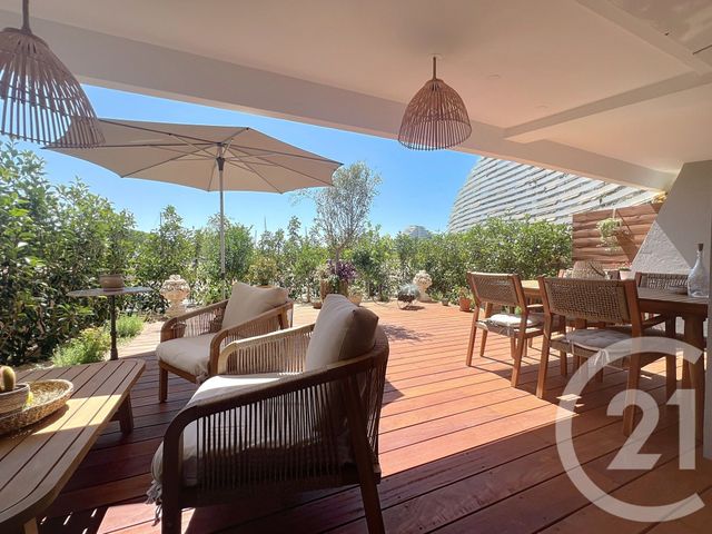 Appartement à vendre - 3 pièces - 67.2 m2 - VILLENEUVE LOUBET - 06 - PROVENCE-ALPES-COTE-D-AZUR - Century 21 Marina Baie Des Anges