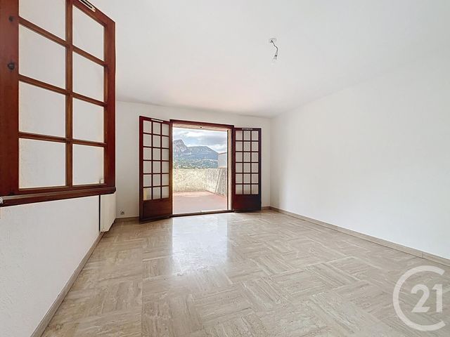 Appartement F2 à vendre - 2 pièces - 53.0 m2 - VENCE - 06 - PROVENCE-ALPES-COTE-D-AZUR - Century 21 Marina Baie Des Anges