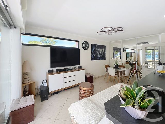 Appartement F2 à vendre - 2 pièces - 45.35 m2 - VILLENEUVE LOUBET - 06 - PROVENCE-ALPES-COTE-D-AZUR - Century 21 Marina Baie Des Anges