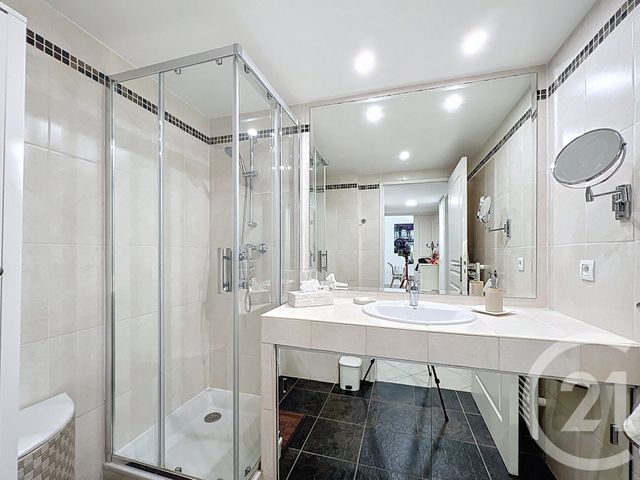 Appartement F2 à vendre - 2 pièces - 45.35 m2 - VILLENEUVE LOUBET - 06 - PROVENCE-ALPES-COTE-D-AZUR - Century 21 Marina Baie Des Anges