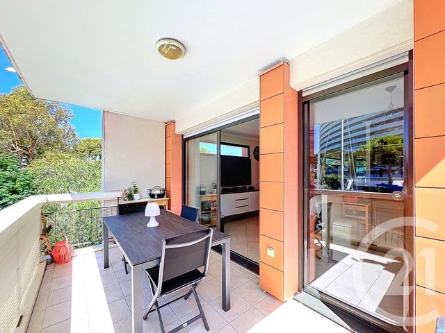 Appartement F2 à vendre - 2 pièces - 45.35 m2 - VILLENEUVE LOUBET - 06 - PROVENCE-ALPES-COTE-D-AZUR - Century 21 Marina Baie Des Anges