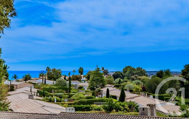 Afficher la photo en grand Appartement T3 à vendre - 3 pièces - 90.0 m2 - VILLENEUVE LOUBET - 06 - PROVENCE-ALPES-COTE-D-AZUR - Century 21 Marina Baie Des Anges