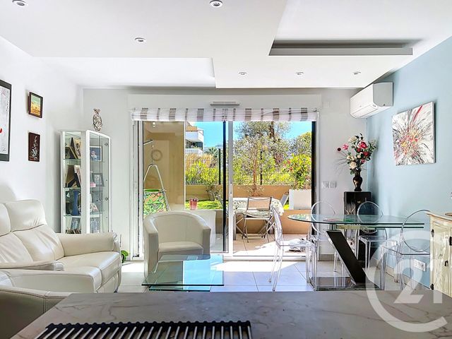 Appartement T3 à vendre - 3 pièces - 62.0 m2 - VILLENEUVE LOUBET - 06 - PROVENCE-ALPES-COTE-D-AZUR - Century 21 Marina Baie Des Anges