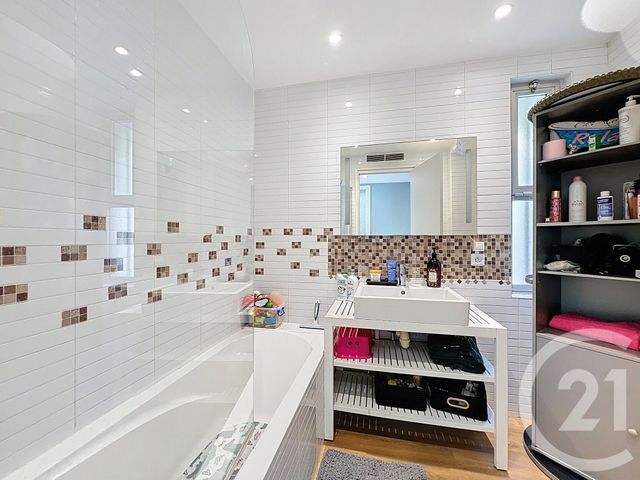 maison à vendre - 7 pièces - 186.0 m2 - BIOT - 06 - PROVENCE-ALPES-COTE-D-AZUR - Century 21 Marina Baie Des Anges