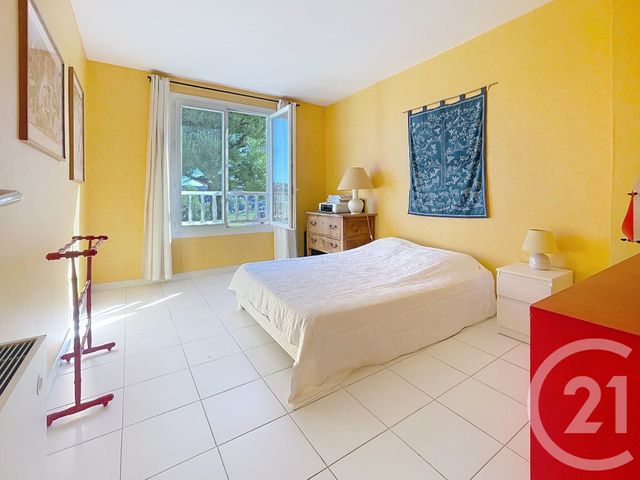 maison à vendre - 5 pièces - 89.0 m2 - VILLENEUVE LOUBET - 06 - PROVENCE-ALPES-COTE-D-AZUR - Century 21 Marina Baie Des Anges