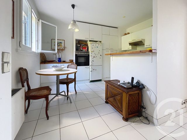 maison à vendre - 5 pièces - 89.0 m2 - VILLENEUVE LOUBET - 06 - PROVENCE-ALPES-COTE-D-AZUR - Century 21 Marina Baie Des Anges