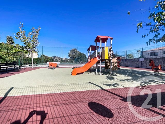 maison à vendre - 5 pièces - 89.0 m2 - VILLENEUVE LOUBET - 06 - PROVENCE-ALPES-COTE-D-AZUR - Century 21 Marina Baie Des Anges