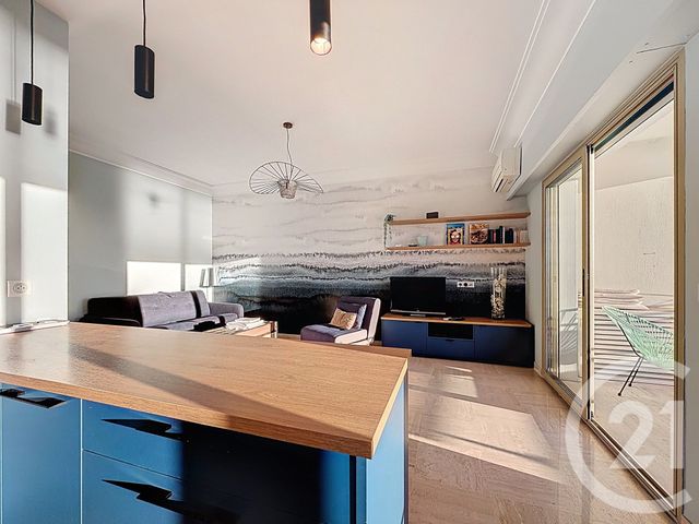 Appartement T1 à louer - 1 pièce - 33.0 m2 - VILLENEUVE LOUBET - 06 - PROVENCE-ALPES-COTE-D-AZUR - Century 21 Marina Baie Des Anges