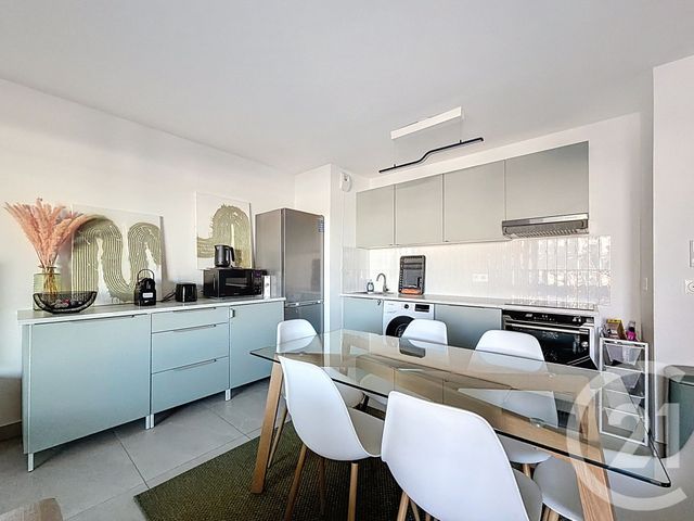 Appartement T3 à louer - 3 pièces - 60.91 m2 - VILLENEUVE LOUBET - 06 - PROVENCE-ALPES-COTE-D-AZUR - Century 21 Marina Baie Des Anges