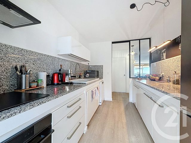 Appartement F3 à vendre - 3 pièces - 81.01 m2 - VILLENEUVE LOUBET - 06 - PROVENCE-ALPES-COTE-D-AZUR - Century 21 Marina Baie Des Anges