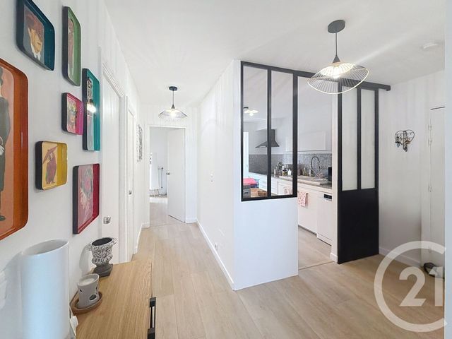 Appartement F3 à vendre - 3 pièces - 81.01 m2 - VILLENEUVE LOUBET - 06 - PROVENCE-ALPES-COTE-D-AZUR - Century 21 Marina Baie Des Anges