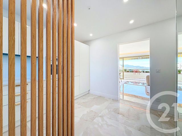 Appartement T3 à vendre - 3 pièces - 90.0 m2 - VILLENEUVE LOUBET - 06 - PROVENCE-ALPES-COTE-D-AZUR - Century 21 Marina Baie Des Anges