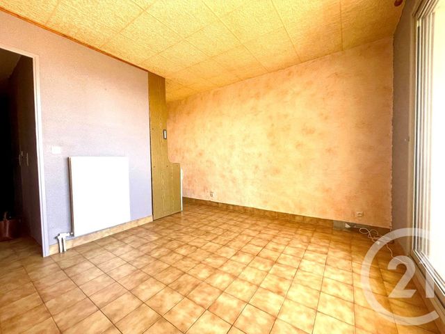 Appartement T2 à vendre - 2 pièces - 23.13 m2 - VILLENEUVE LOUBET - 06 - PROVENCE-ALPES-COTE-D-AZUR - Century 21 Marina Baie Des Anges