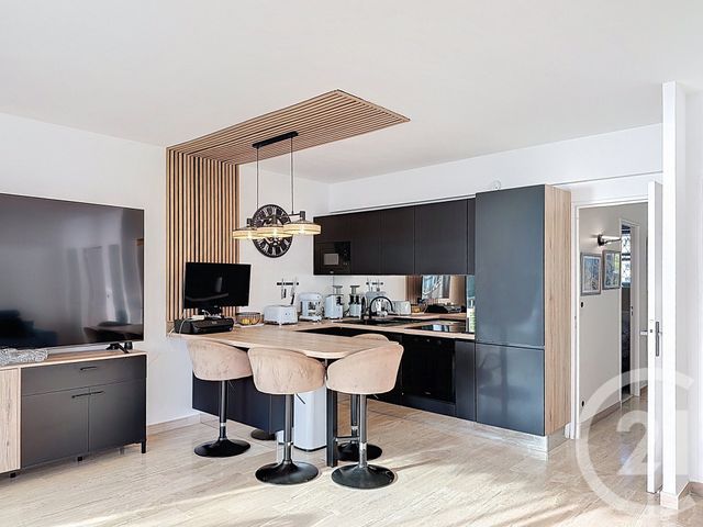 Appartement F3 à vendre - 3 pièces - 57.0 m2 - VILLENEUVE LOUBET - 06 - PROVENCE-ALPES-COTE-D-AZUR - Century 21 Marina Baie Des Anges