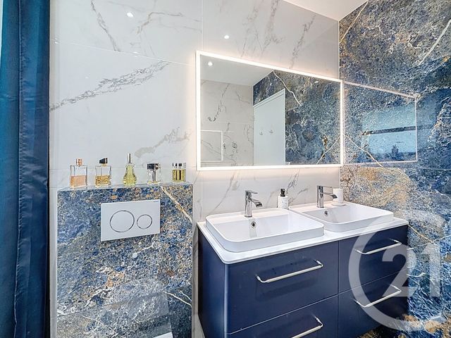 Appartement F3 à vendre - 3 pièces - 57.0 m2 - VILLENEUVE LOUBET - 06 - PROVENCE-ALPES-COTE-D-AZUR - Century 21 Marina Baie Des Anges